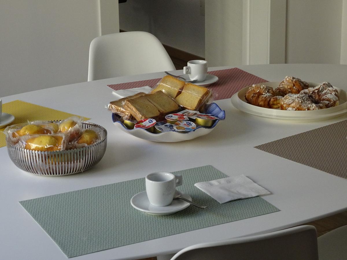 Meeting Bed & Breakfast เปสการา ภายนอก รูปภาพ